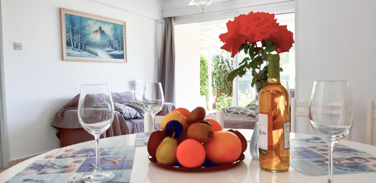 Coral Bay Suite Cyprus Exteriör bild