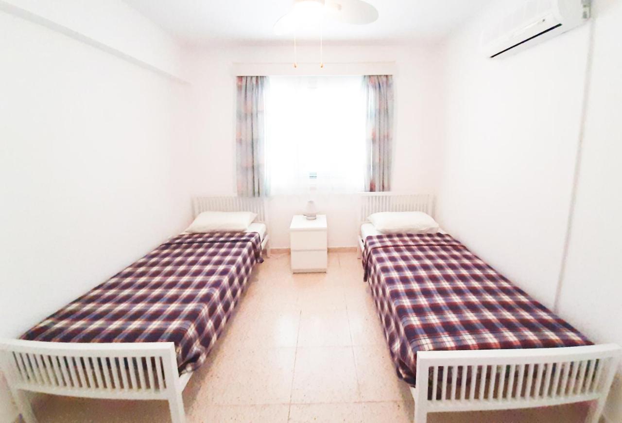 Coral Bay Suite Cyprus Exteriör bild